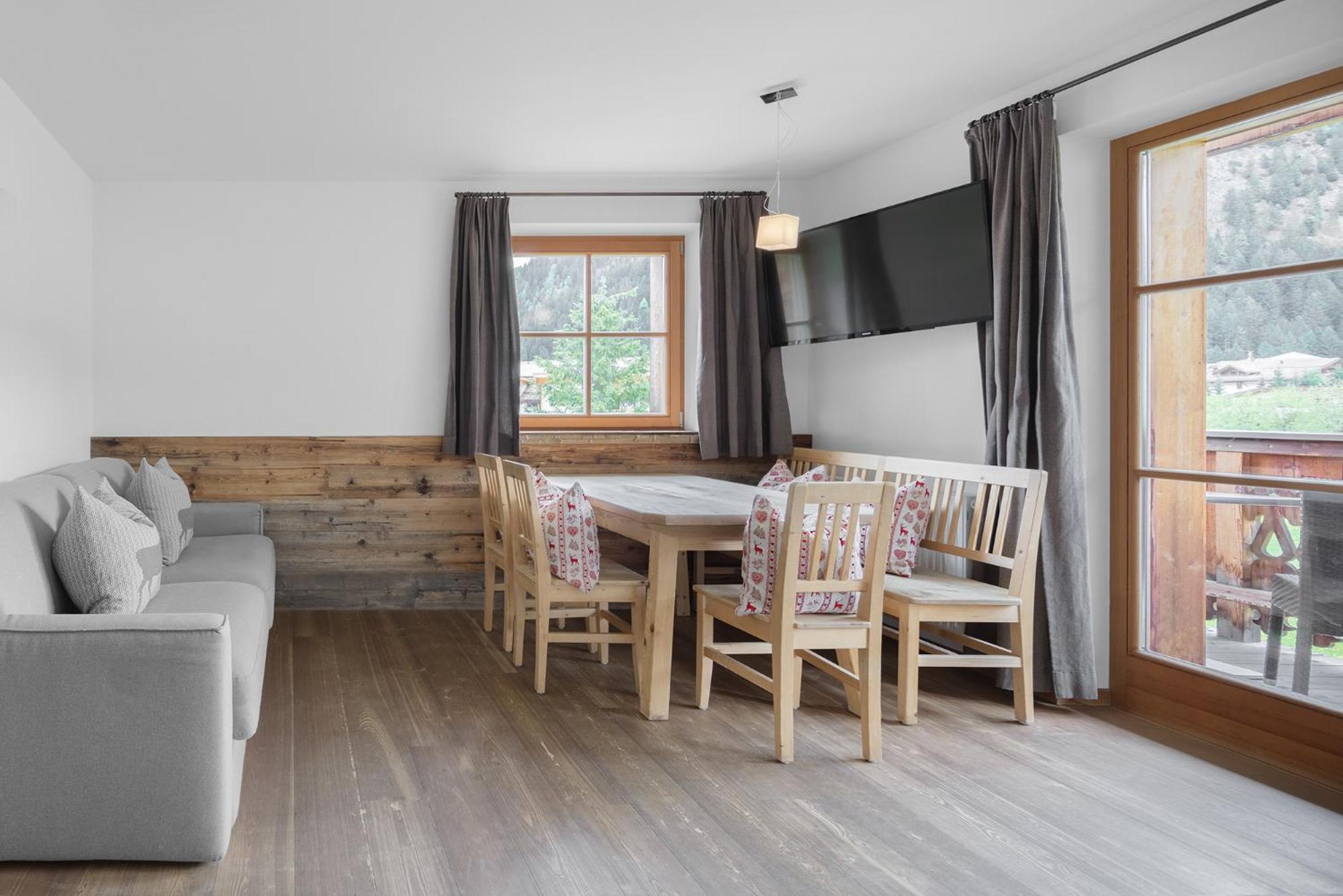 Chalet Ciasa Tino & Sara - Belaval Apartments Corvara In Badia Bagian luar foto